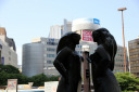 高島屋前の像：横浜フリー写真